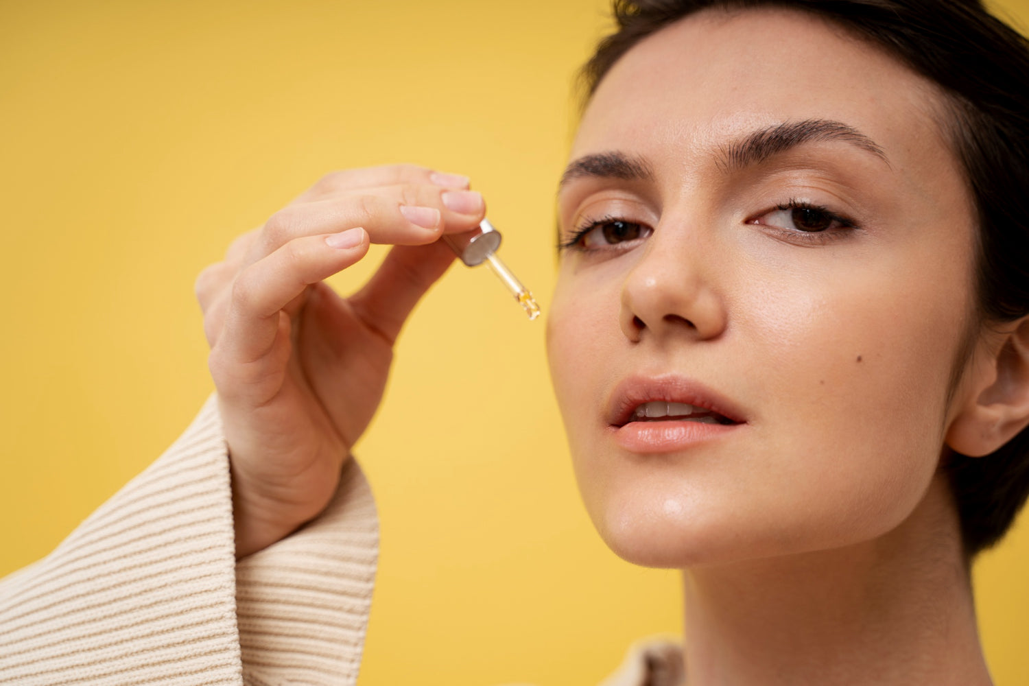 The Ultimate Buyers Guide To Hyaluronic Acid Facial Serum