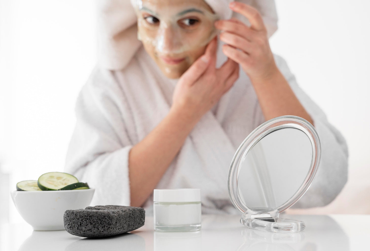 The Role Of Organic Moisturizing And Soothing Agents In Skincare