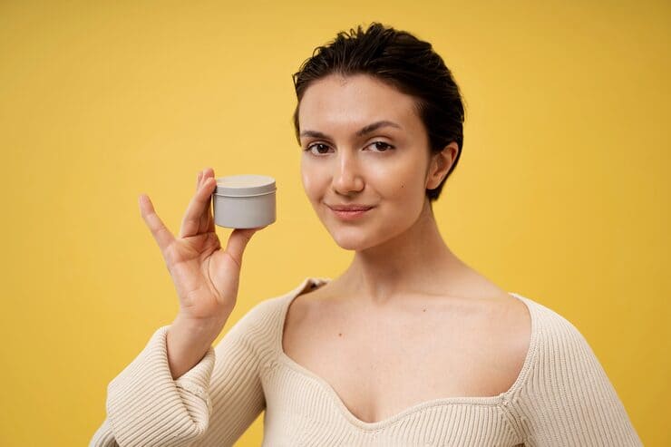Zero Irritation Anti-Aging: How Neutriherbs Retinol Cream Uses Green Tea to Soothe