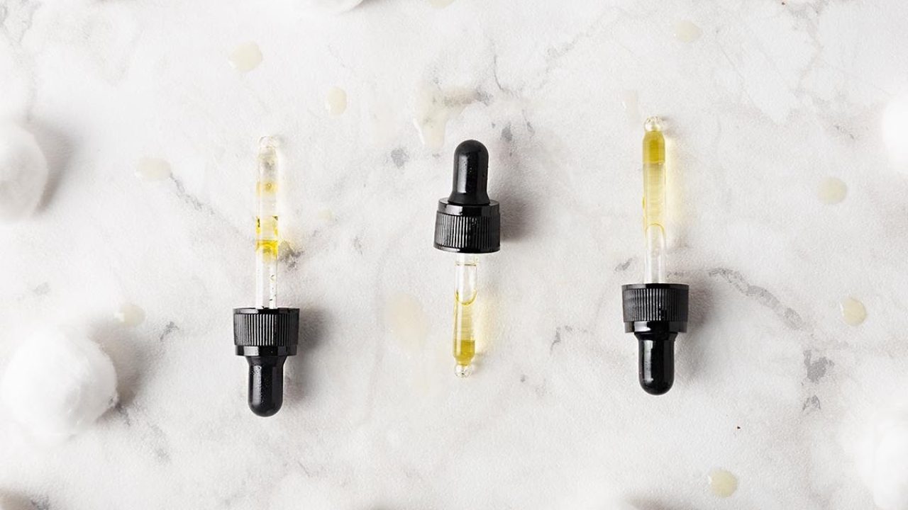 What's the Difference Between Toner, Essence, and Serum?
