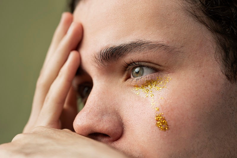 The Truth About 24K Gold In Skincare: A Professional Analysis Of Its Effects On The Skin