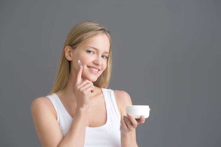 10 Signs You Need Vitamin C in Your Skincare Routine (and Which Neutriherbs Product to Try)