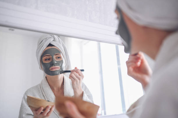 10-Minute Pore Detox: Bentonite & Juglans Regia in Neutriherbs’ Acne Fighter Mask