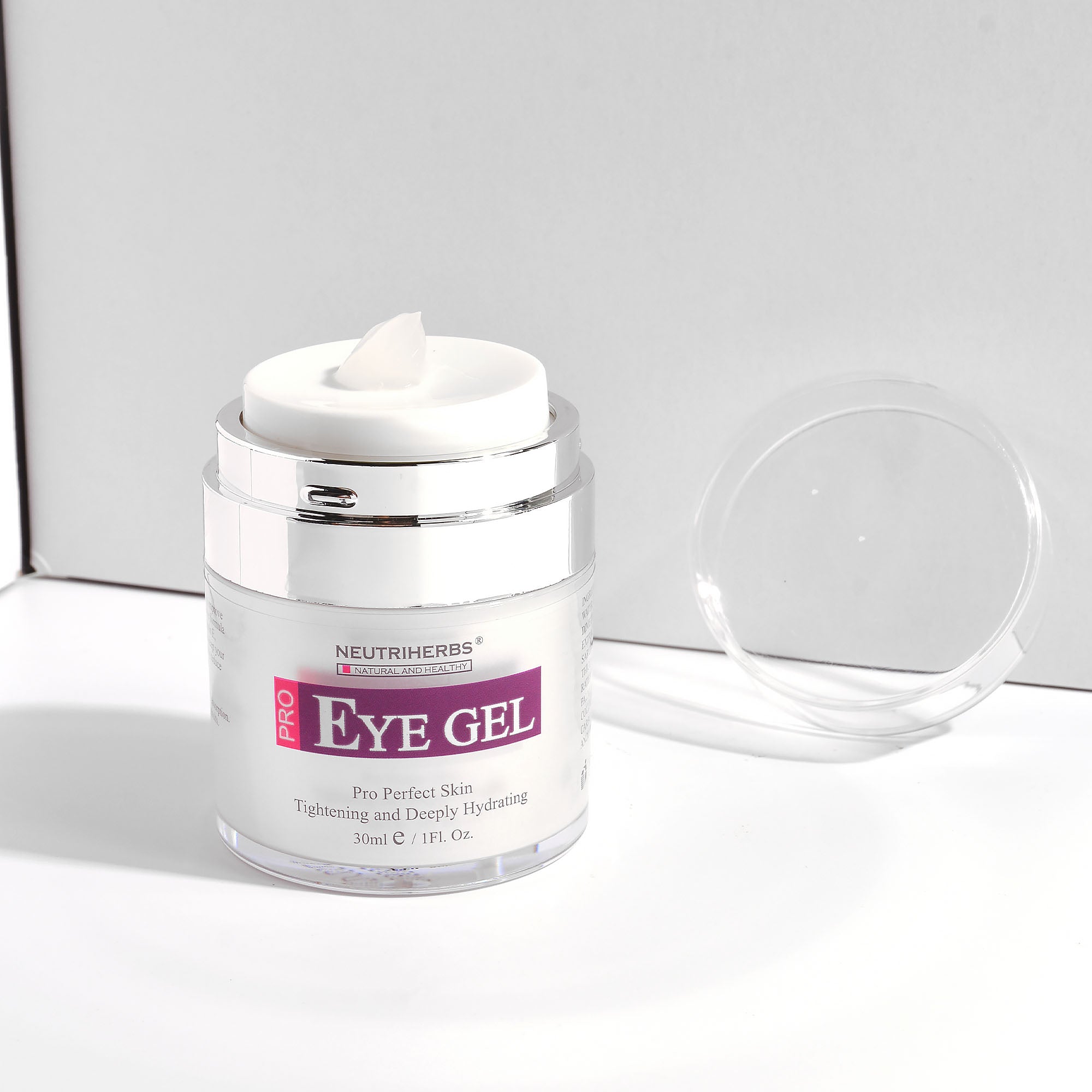 squeeze our the eye gel