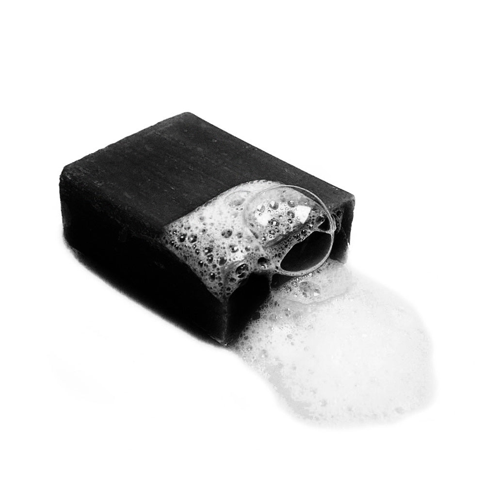 Sérum au rétinol Neutriherbs + savon au charbon pour les boutons d&#39;acné