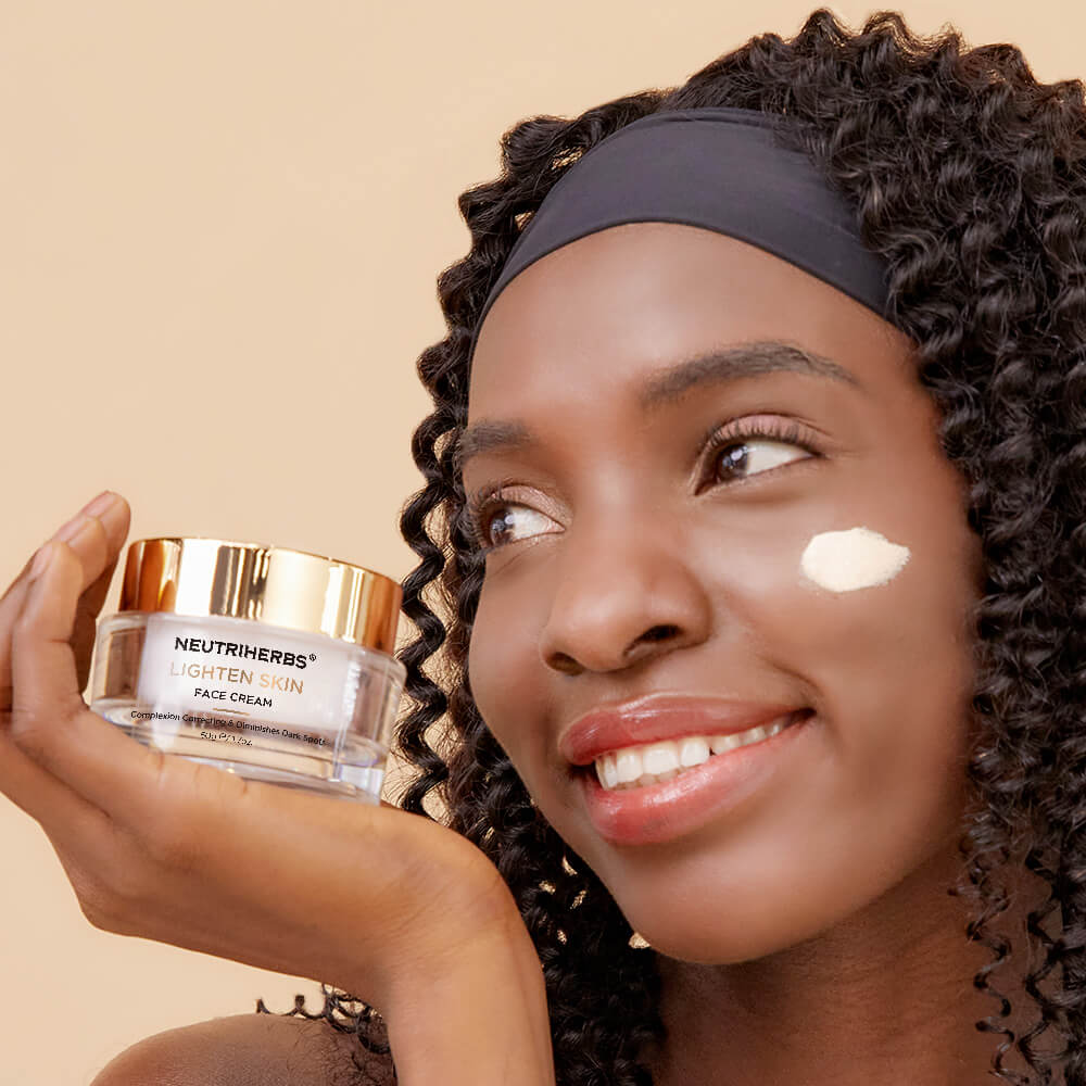 Lightening skin outlet cream